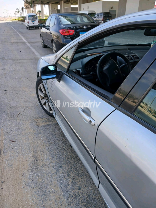 Peugeot 407 2008 Silver Automatic Used for Sale in Greater Cairo ( Cairo + Giza) - 3