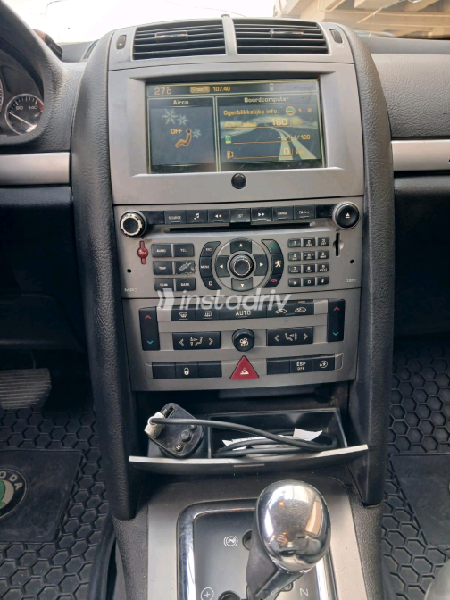 Peugeot 407 2008 Silver Automatic Used for Sale in Greater Cairo ( Cairo + Giza) - 7