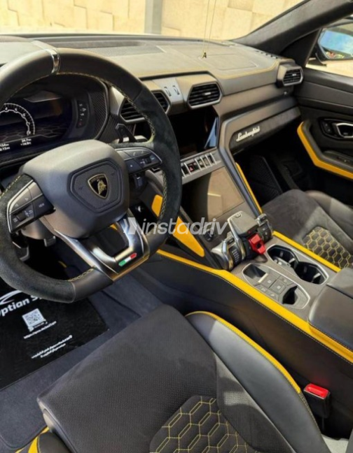 Lamborghini Urus 2023 White Automatic Used for Sale in Sheikh Zayed City - 3