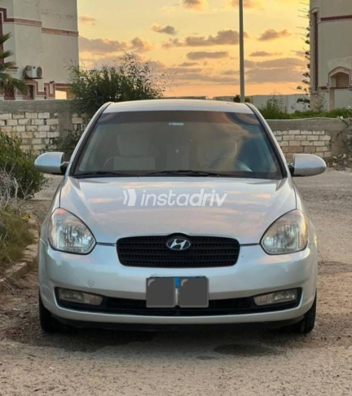Hyundai Accent 2010 Silver Automatic Used for Sale in El Haram - 1