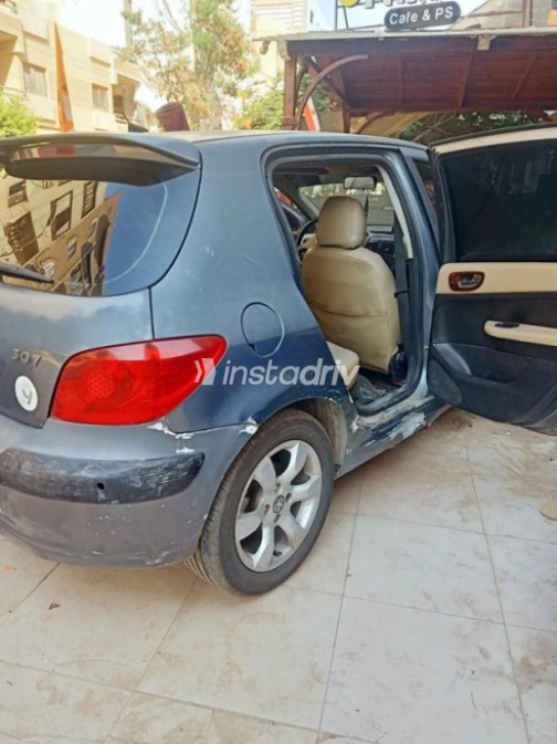 بيجو 307 2007 فضي أوتوماتيك مستعملة للبيع في الإسماعيلية - 1