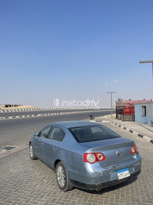 Volkswagen Passat 2007 Cyan Automatic Used for Sale in Cairo - 4