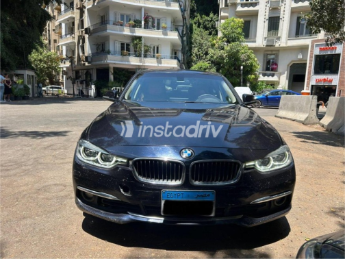 بي ام دبليو 318 2019 أبيض أوتوماتيك مستعملة للبيع في القاهرة الكبرى ( القاهرة - الجيزة) - 3