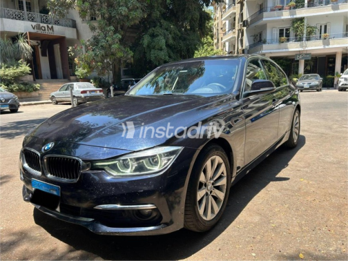بي ام دبليو 318 2019 أبيض أوتوماتيك مستعملة للبيع في القاهرة الكبرى ( القاهرة - الجيزة) - 4