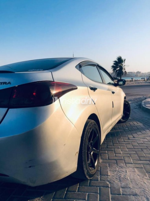 Hyundai Elantra MD 2013 Silver Automatic Used for Sale in Marsa Matrouh - 6