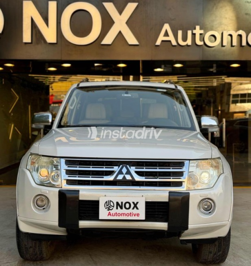 Mitsubishi Pajero 2011 White Automatic Used for Sale in Nasr city - 2