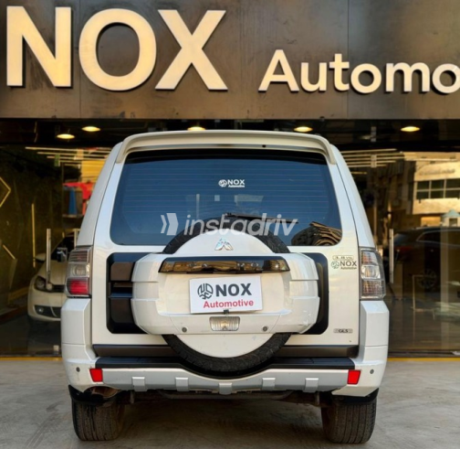 Mitsubishi Pajero 2011 White Automatic Used for Sale in Nasr city - 6