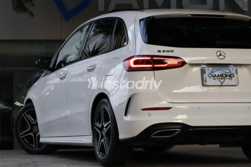 مرسيدس B 200 2019 أبيض أوتوماتيك مستعملة للبيع في القاهرة - 10