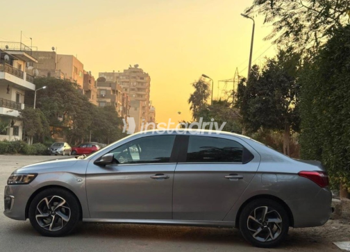 Citroën C Elysee 2021 White Automatic Used for Sale in Greater Cairo ( Cairo + Giza) - 2
