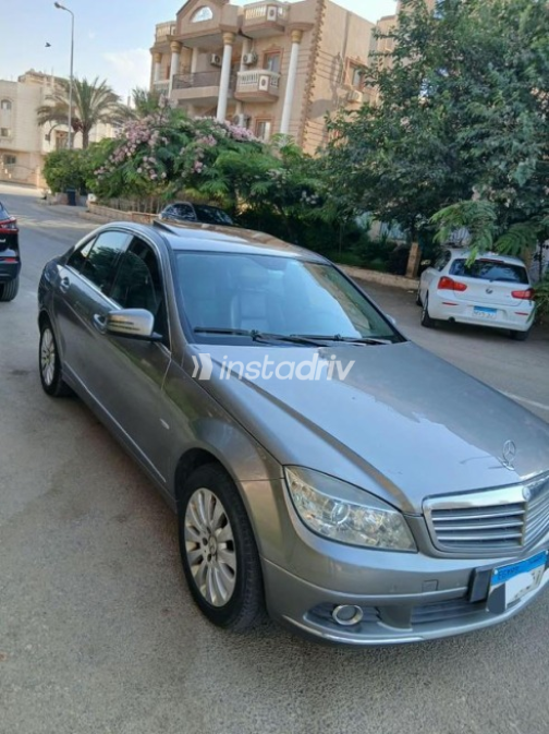 Mercedes C 250 2011 Dark Gray Automatic Used for Sale in Greater Cairo ( Cairo + Giza) - 2