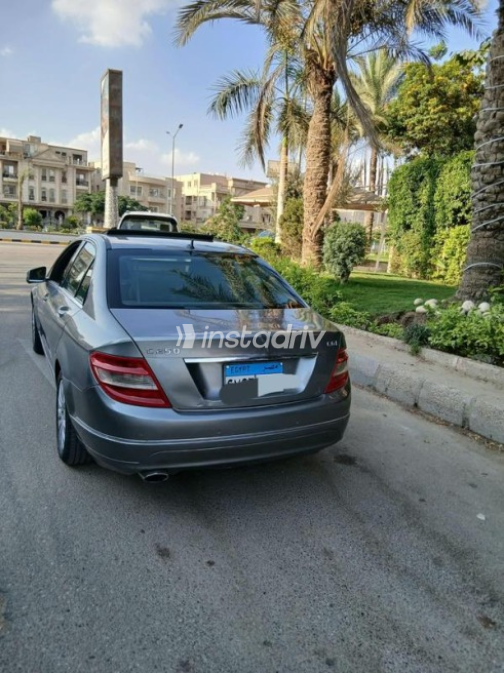 Mercedes C 250 2011 Dark Gray Automatic Used for Sale in Greater Cairo ( Cairo + Giza) - 3