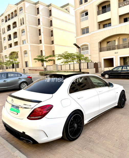 Mercedes C 180 2015 White Automatic Used for Sale in Greater Cairo ( Cairo + Giza) - 7