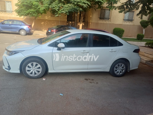 Toyota Corolla 2022 White CVT Used for Sale in Greater Cairo ( Cairo + Giza) - 2