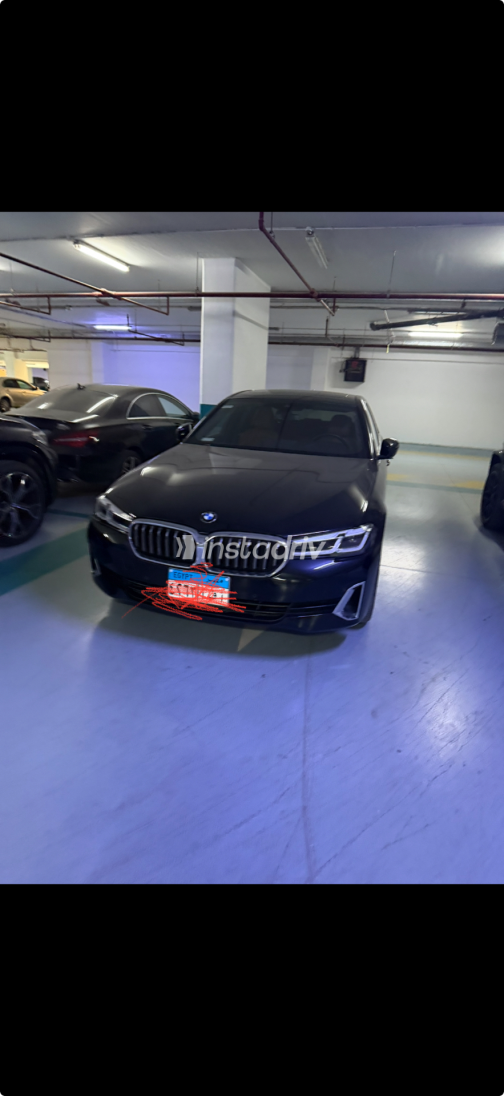 BMW 520 2023 Black Automatic Used for Sale in Greater Cairo ( Cairo + Giza) - 2