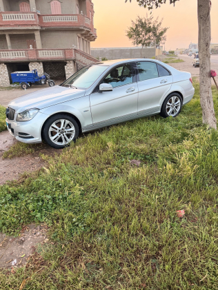 مرسيدس C 250 2012 فضي أوتوماتيك مستعملة للبيع في القاهرة الكبرى ( القاهرة - الجيزة)