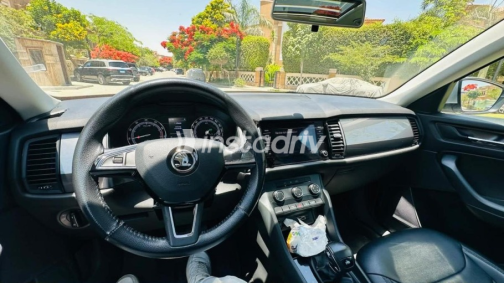 سكودا كودياك 2019 فضي أوتوماتيك مستعملة للبيع في القاهرة - 3