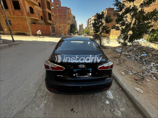 Kia Cerato 2015 Black Automatic Used for Sale in Greater Cairo ( Cairo + Giza) - 3