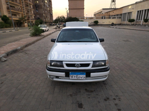 Opel Vectra 1996 White Manual Used for Sale in Greater Cairo ( Cairo + Giza) - 10