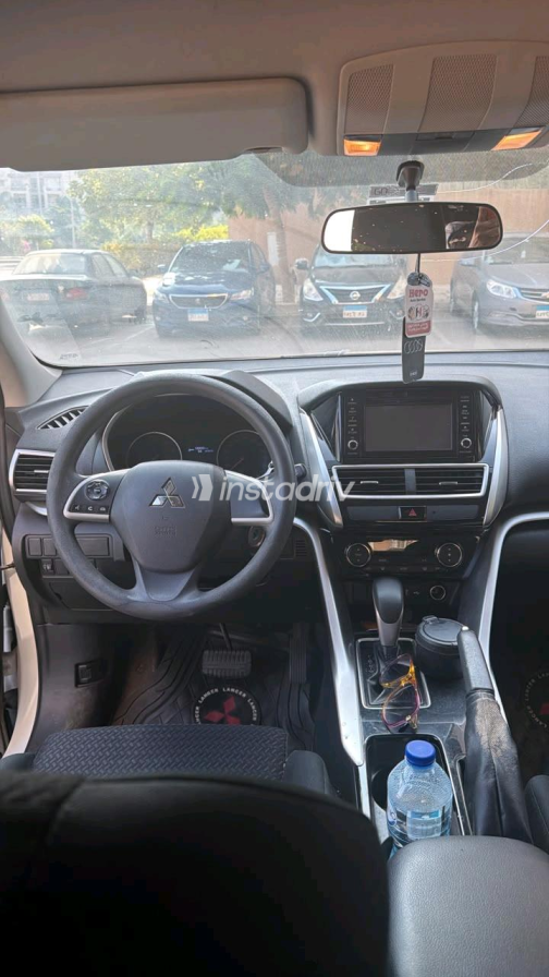 Mitsubishi Eclipse 2020 White Automatic Used for Sale in Greater Cairo ( Cairo + Giza) - 2