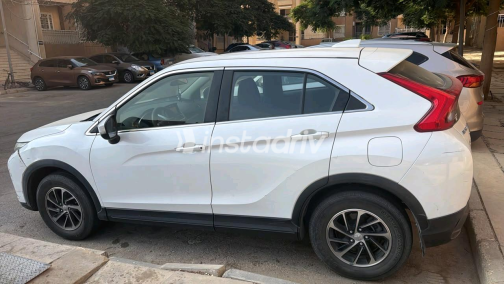 Mitsubishi Eclipse 2020 White Automatic Used for Sale in Greater Cairo ( Cairo + Giza) - 4