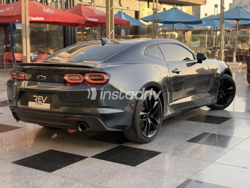 Chevrolet Camaro 2023 Gray Automatic Used for Sale in Sheikh Zayed City - 7