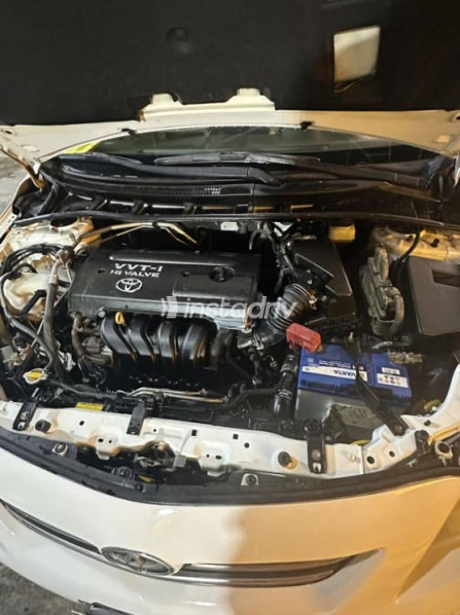 Toyota Corolla 2009 White Automatic Used for Sale in Cairo - 5