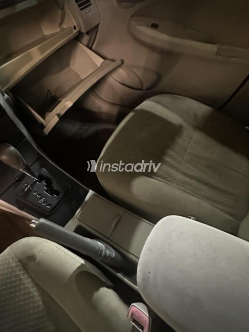 Toyota Corolla 2009 White Automatic Used for Sale in Cairo - 7