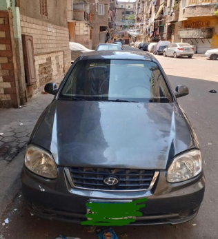 هيونداي فيرنا 2010 رمادي غامق أوتوماتيك مستعملة للبيع في القاهرة