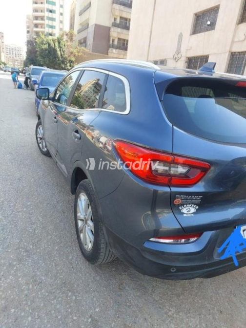 رينو كادجار 2021 أزرق أوتوماتيك مستعملة للبيع في القاهرة - 2