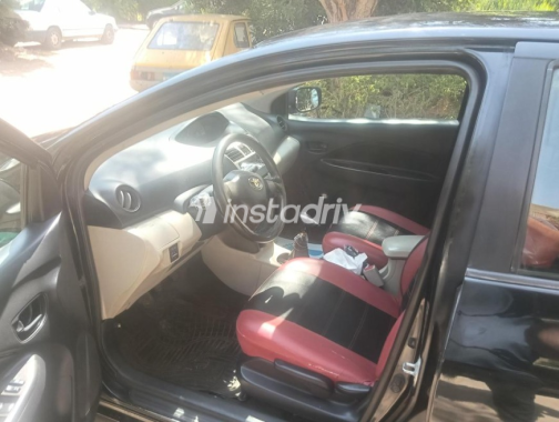 Toyota Yaris 2007 Black Automatic Used for Sale in Nasr city - 4