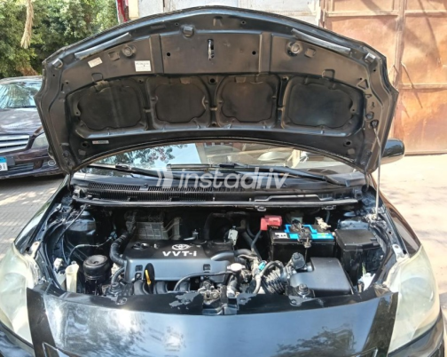 Toyota Yaris 2007 Black Automatic Used for Sale in Nasr city - 10