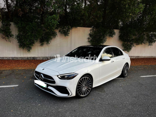 Mercedes C 200 2024 White Automatic Used for Sale in Greater Cairo ( Cairo + Giza) - 6