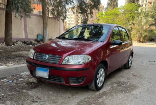 فيات بونتو 2009 أحمر غامق أوتوماتيك مستعملة للبيع في المعادى