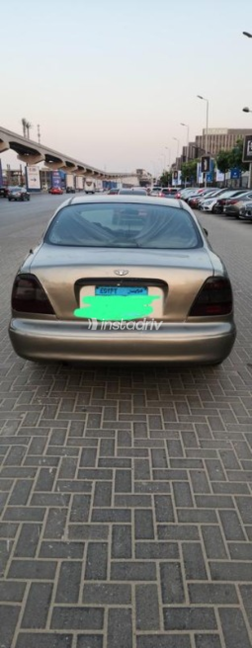 Daewoo Leganza 1999 Gold Automatic Used for Sale in Cairo - 1