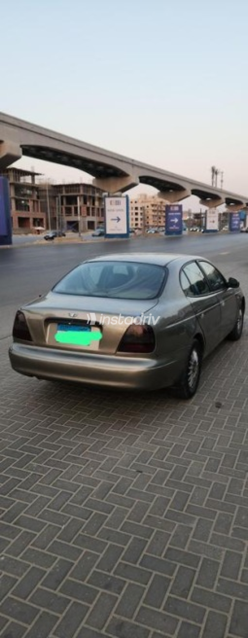 Daewoo Leganza 1999 Gold Automatic Used for Sale in Cairo - 2