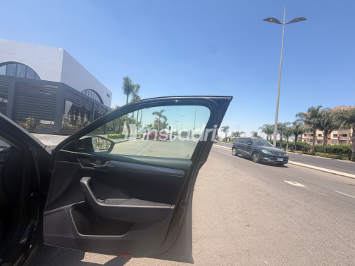 Skoda Superb 2022 Black Automatic Used for Sale in Greater Cairo ( Cairo + Giza) - 4