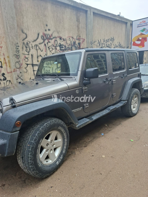 Jeep Wrangler 2014 Dark Gray Automatic Used for Sale in Greater Cairo ( Cairo + Giza) - 4