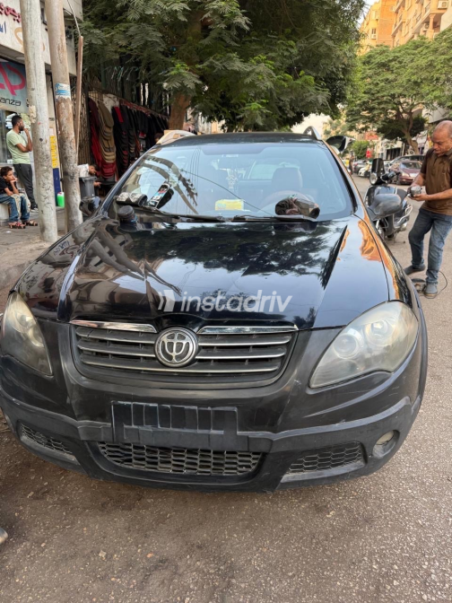 Brilliance FRV Cross 2015 Black Automatic Used for Sale in Greater Cairo ( Cairo + Giza) - 1