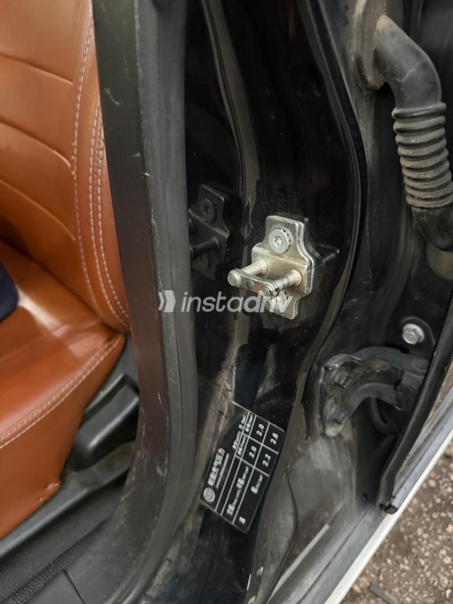 Brilliance FRV Cross 2015 Black Automatic Used for Sale in Greater Cairo ( Cairo + Giza) - 9