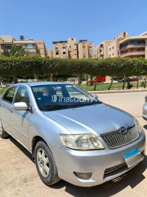 Toyota Corolla 2006 Silver Automatic Used for Sale in Pyramids Gardens - 1