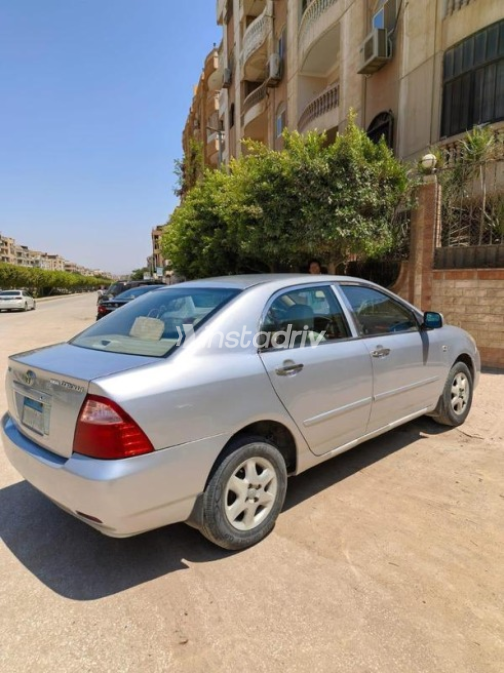 Toyota Corolla 2006 Silver Automatic Used for Sale in Pyramids Gardens - 2