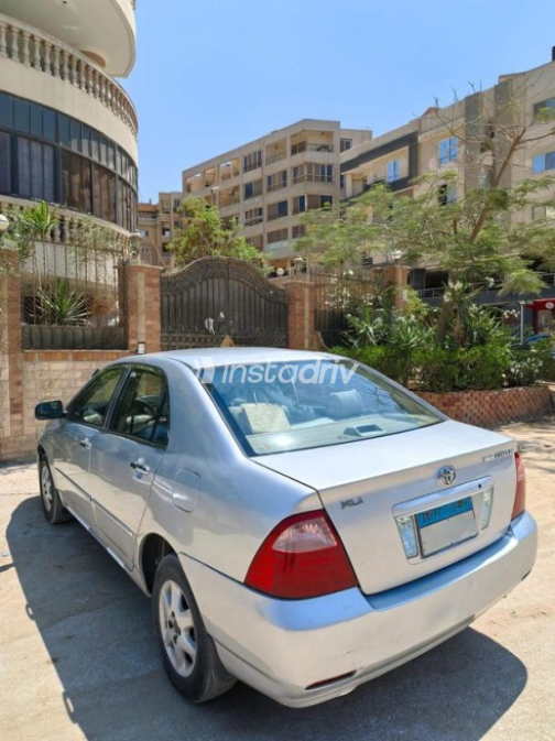 Toyota Corolla 2006 Silver Automatic Used for Sale in Pyramids Gardens - 3