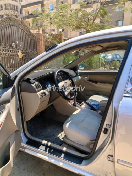 Toyota Corolla 2006 Silver Automatic Used for Sale in Pyramids Gardens - 6