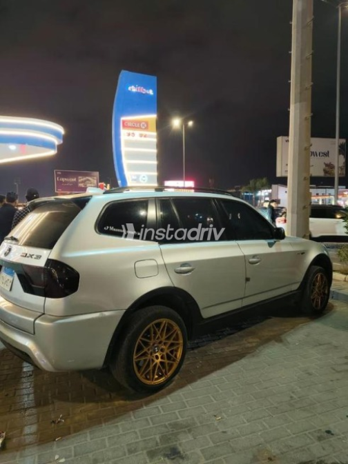 بي ام دبليو X5 2006 فضي أوتوماتيك مستعملة للبيع في الجيزة - 3