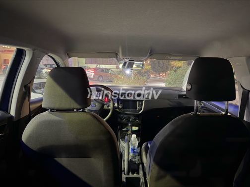 Seat Ibiza 2019 Blue Automatic Used for Sale in Greater Cairo ( Cairo + Giza) - 3