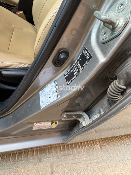 Toyota Corolla 2015 Beige Automatic Used for Sale in Greater Cairo ( Cairo + Giza) - 2