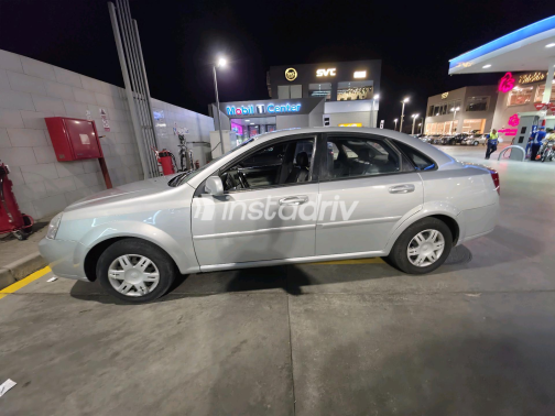 Chevrolet Optra 2010 Silver Automatic Used for Sale in Greater Cairo ( Cairo + Giza) - 3