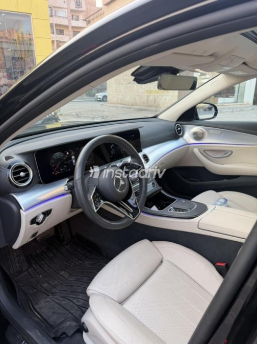 Mercedes E 200 2022 Black Automatic Used for Sale in Cairo - 7