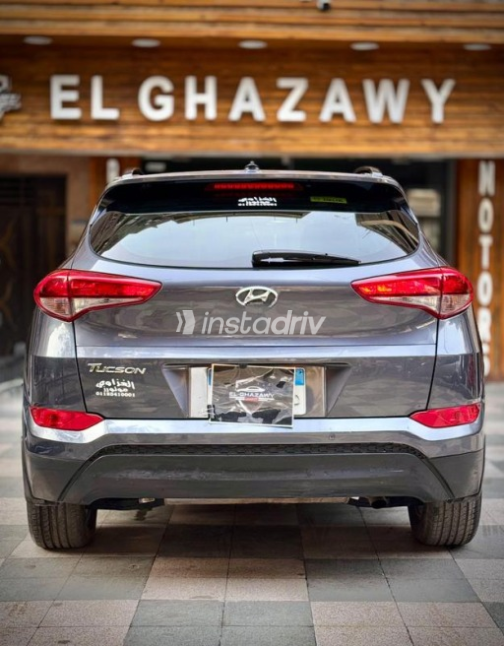 Hyundai Tucson GDI 2018 Gray Automatic Used for Sale in Cairo - 2