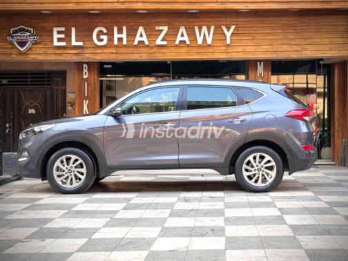 Hyundai Tucson GDI 2018 Gray Automatic Used for Sale in Cairo - 3